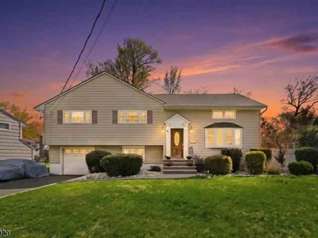 House for sale in Cranford, New Jersey