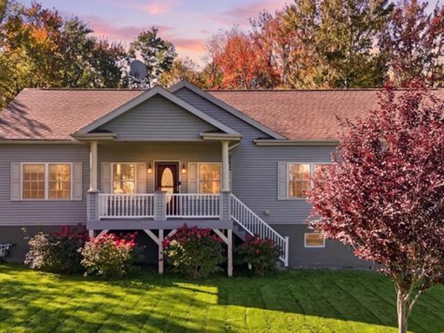 House for sale in Waymart, Wayne County