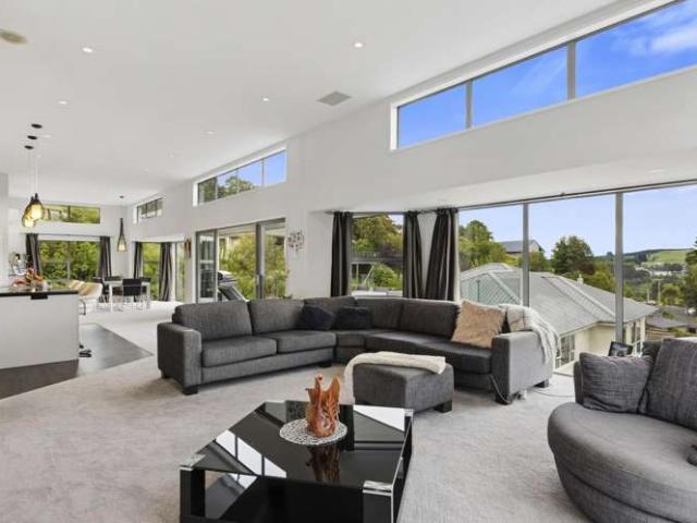 House for sale in Otakou