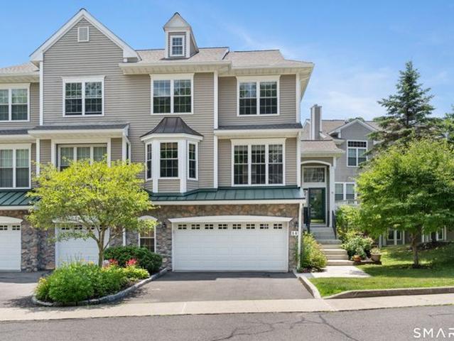 Townhouse for sale in Danbury, Western Connecticut Planning Region