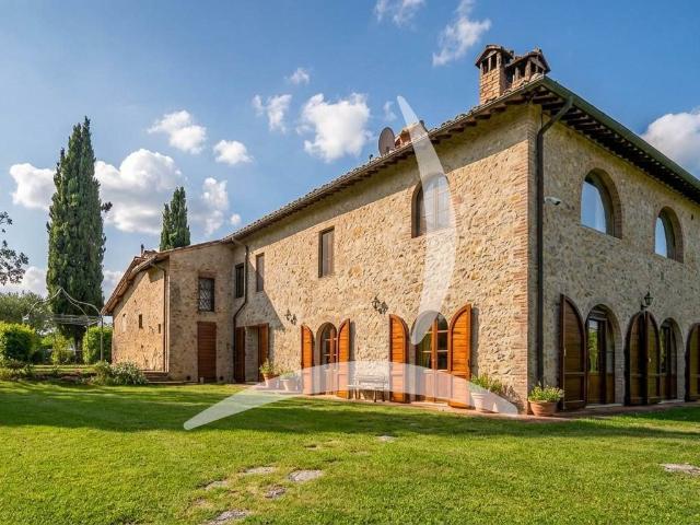 Casa in vendita a Monticiano, Toscana
