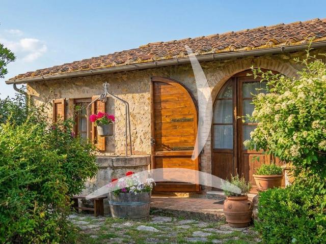 Casa in vendita a Monticiano, Toscana