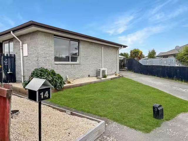 House for rent in Chaslands, Canterbury