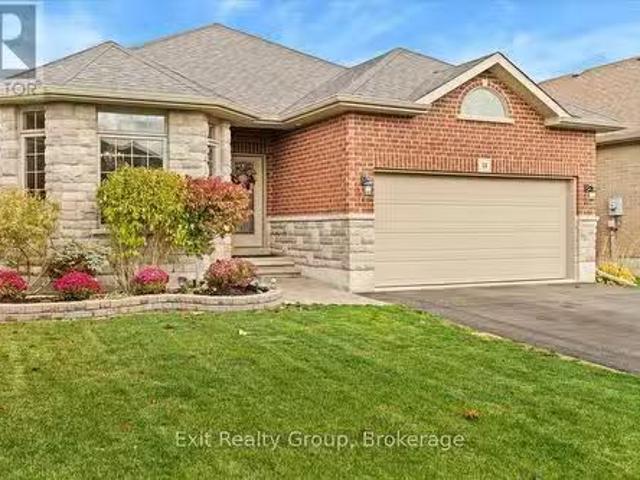 House for sale in Settler's Ridge, Belleville