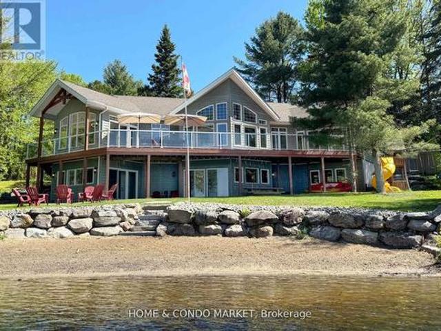 House for sale in Ontario