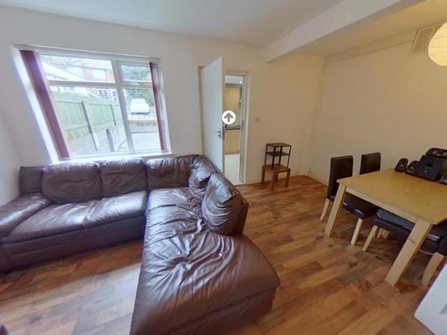 House for rent in Hyde Park, West Yorkshire