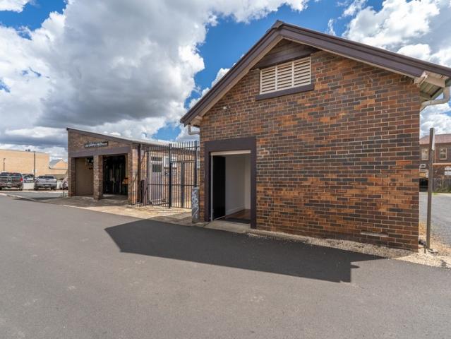 Office for sale in North Hill, Armidale
