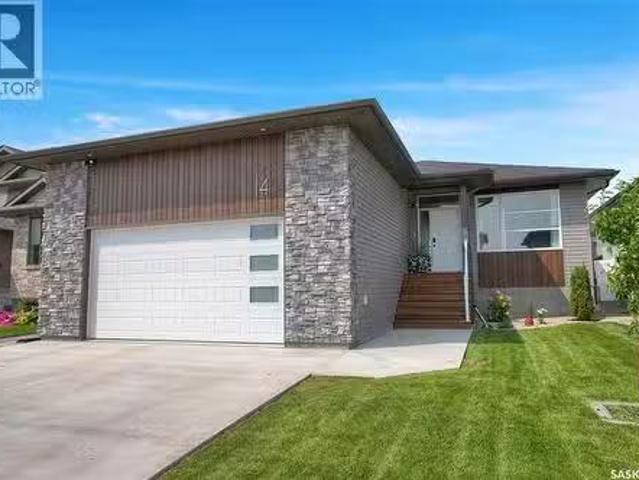 House for sale in Moose Jaw, Saskatchewan