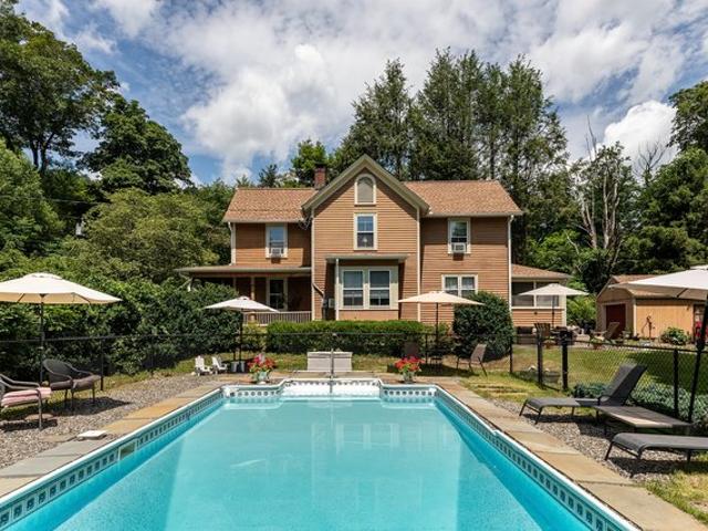 House for sale in Washington, Connecticut