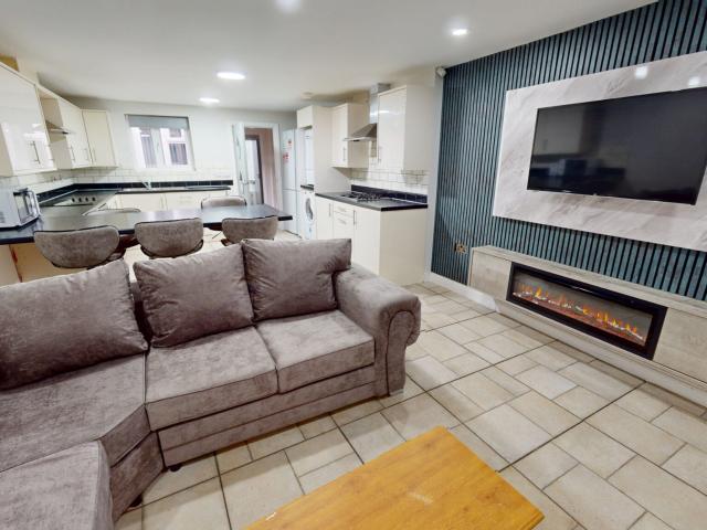 House for rent in Metchley, Birmingham