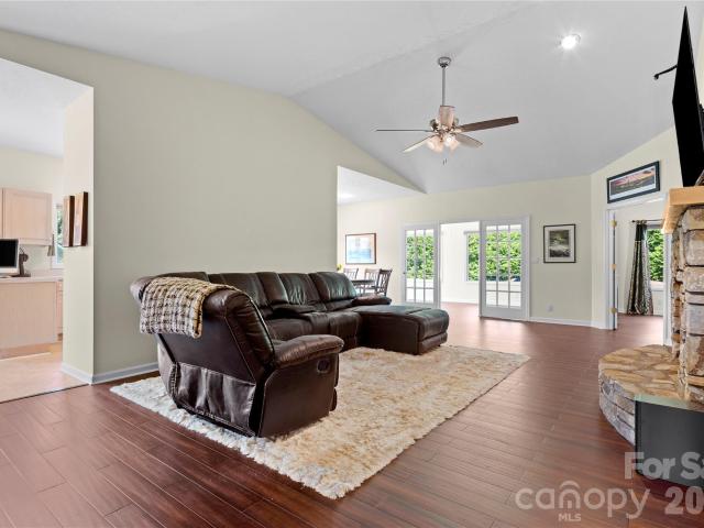 Condo for sale in Hendersonville, North Carolina