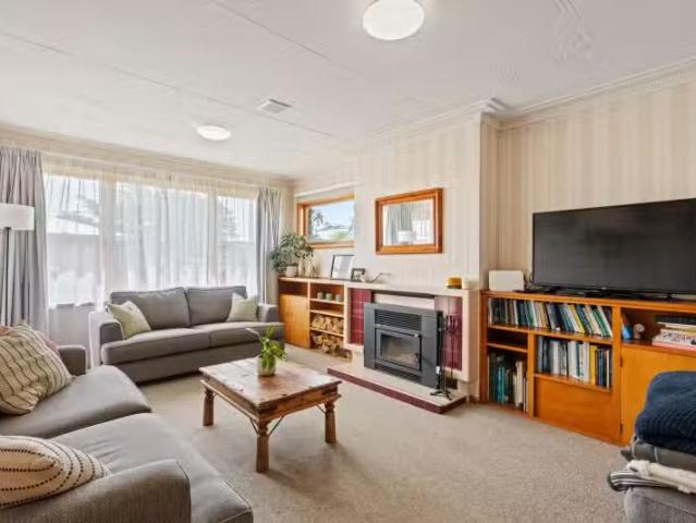 House for sale in Otakou