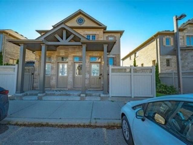 Townhouse for sale in Kitchener, Ontario