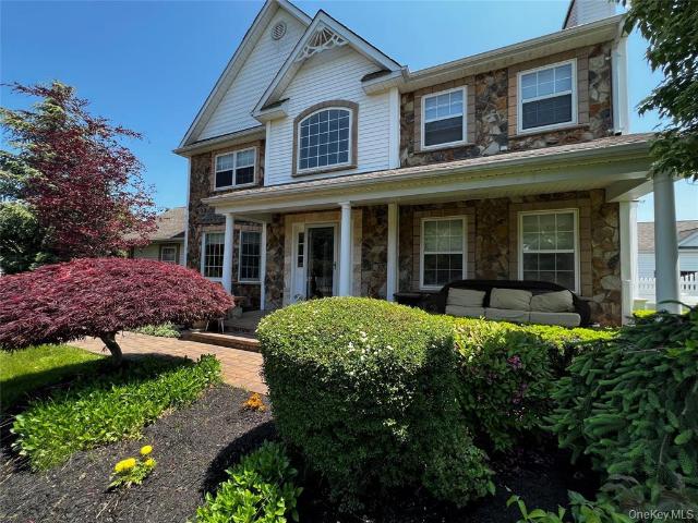 Property for rent in Centereach, New York