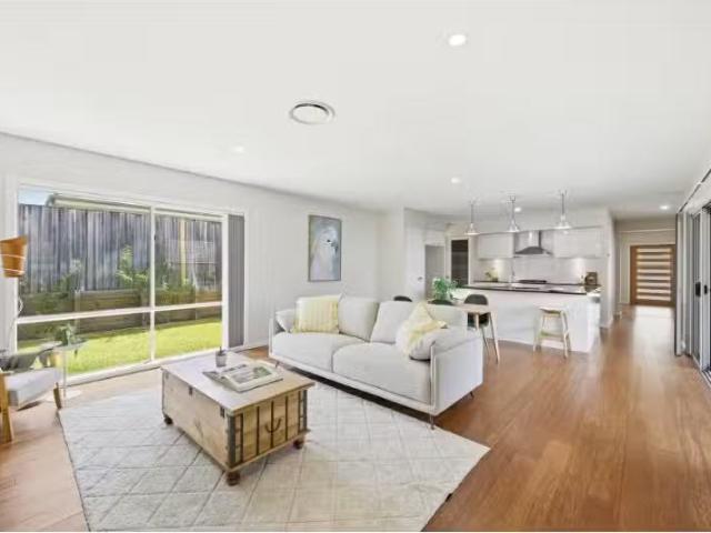 House for rent in Thrumster, New South Wales