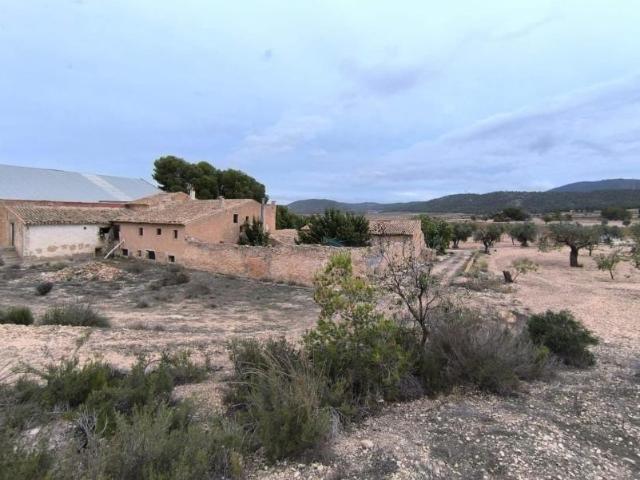 Casa en venta en l'Alt Vinalopó / El Alto Vinalopó, Valencia