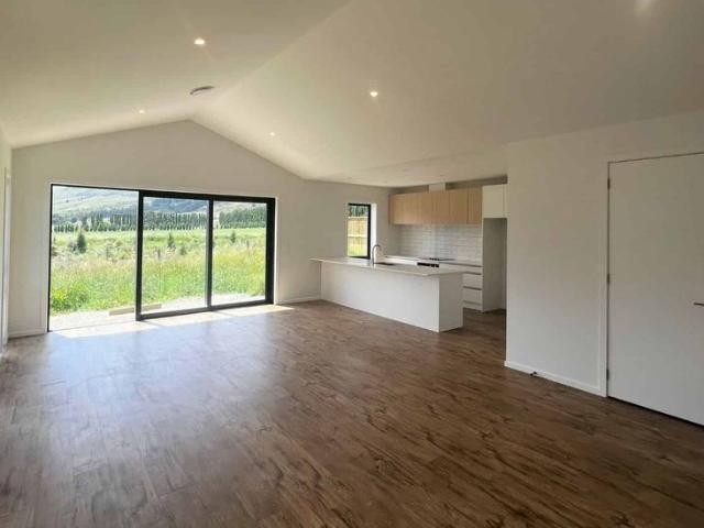 House for rent in Otakou