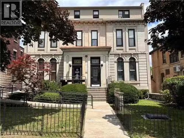 House for sale in Ancaster, Ontario