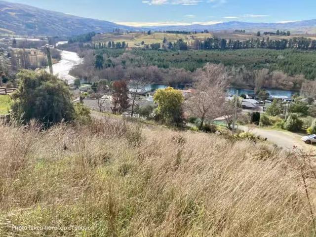 House for sale in Otakou