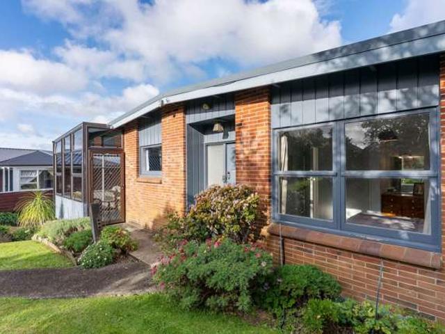 House for rent in Whangaparaoa, Oroua County