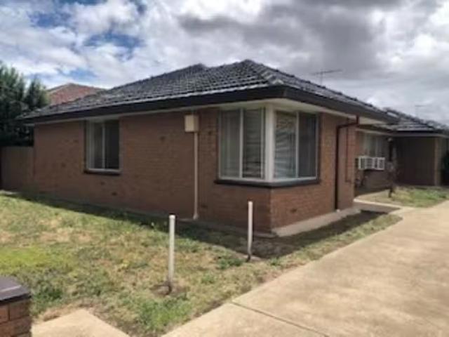 Apartment for rent in St Albans, Victoria