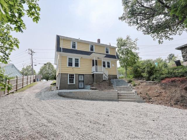 House for rent in Dedham
