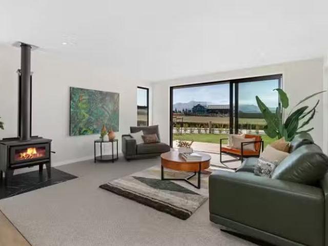 House for sale in Otakou