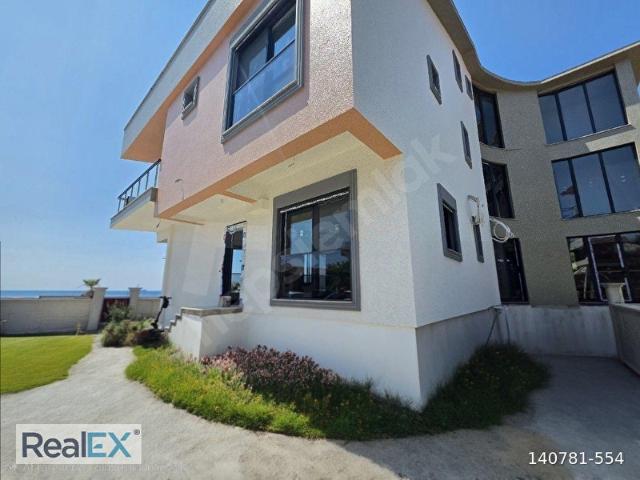 Menderes, İzmir içerisinde satılık Villa