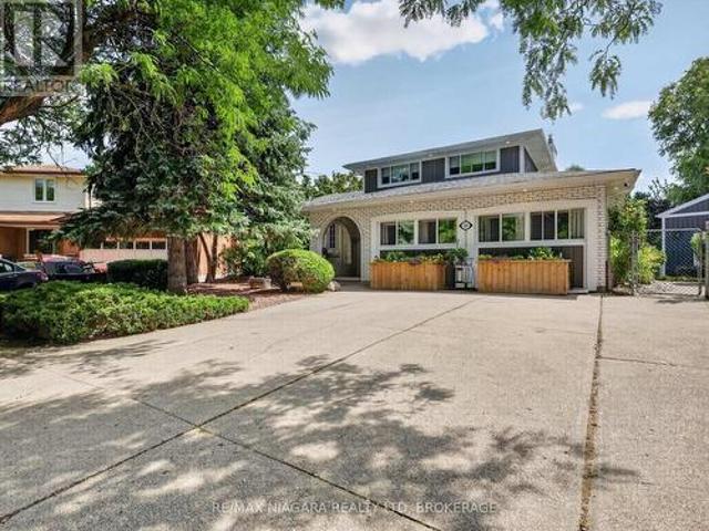 House for sale in Niagara, Ontario
