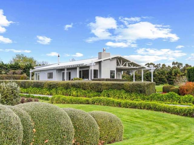 House for sale in Cape Palliser, Wellington
