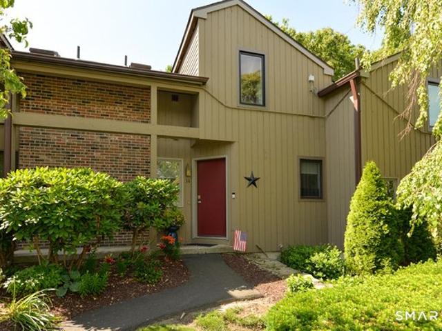Townhouse for sale in Southbury, Connecticut