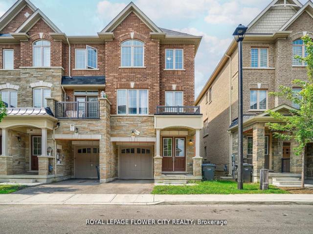 Townhouse for sale in Woburn, Ontario