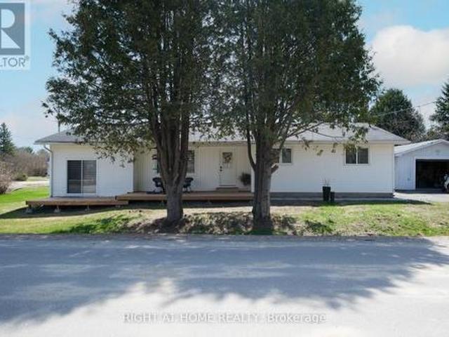 House for sale in Renfrew, Ontario