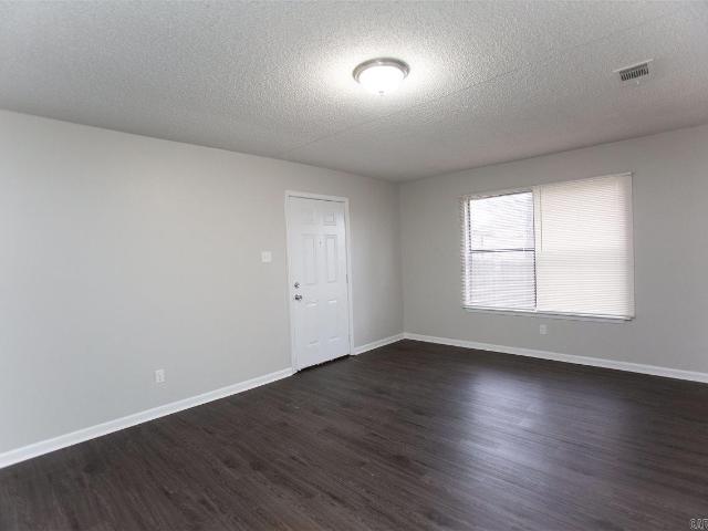 Property for rent in Ark