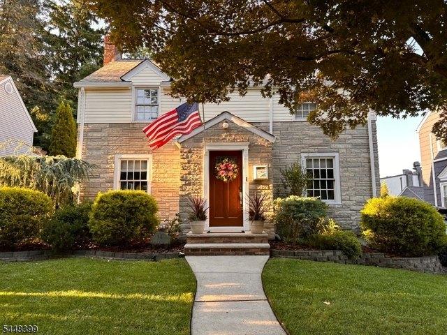 House for sale in Cedar Grove, New Jersey