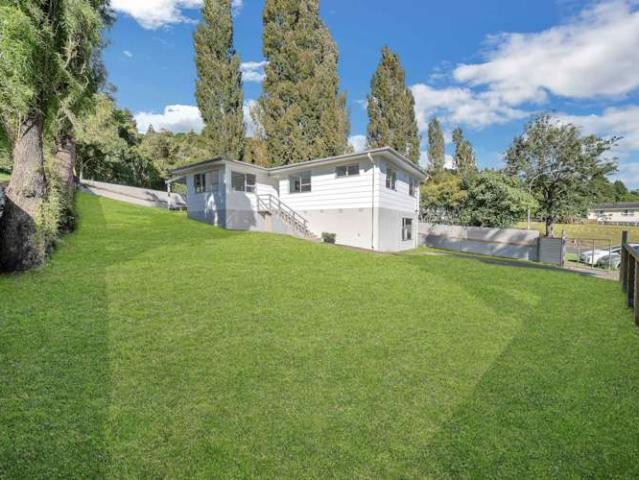 House for sale in Papakura