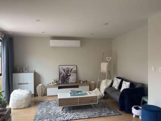 Townhouse for rent in Beachlands