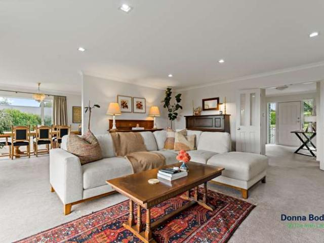 House for sale in Awhitu