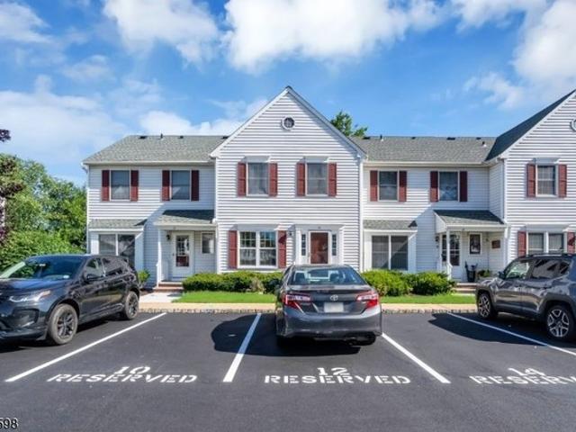 Condo for sale in Bound Brook, New Jersey