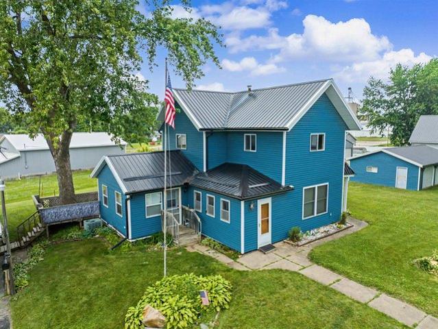 House for sale in Linn, Iowa