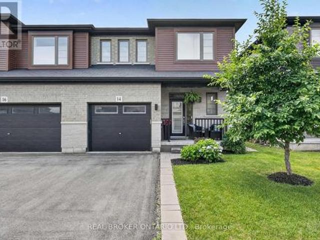 House for sale in Ancaster, Ontario