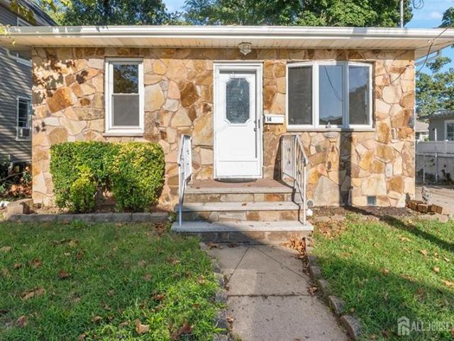 House for sale in Sayreville, New Jersey