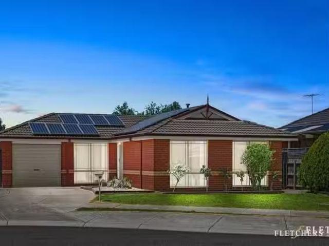 House for rent in Oakwood, Melbourne
