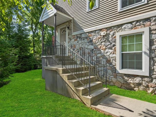 Townhouse for sale in Monroe