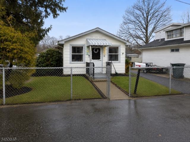 House for sale in Budd Lake, Mount Olive