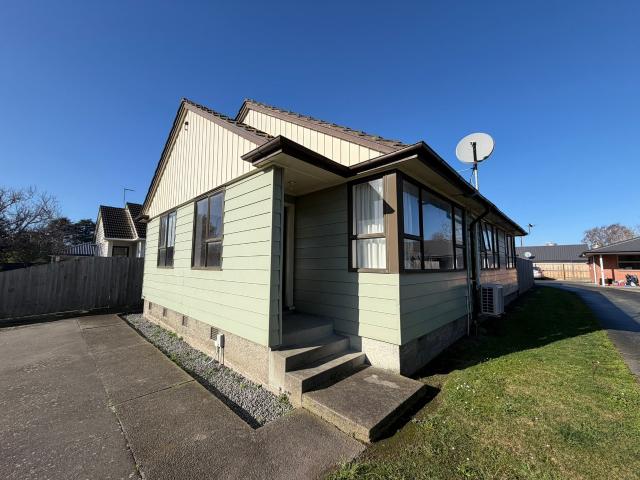 House for rent in Chaslands, Canterbury