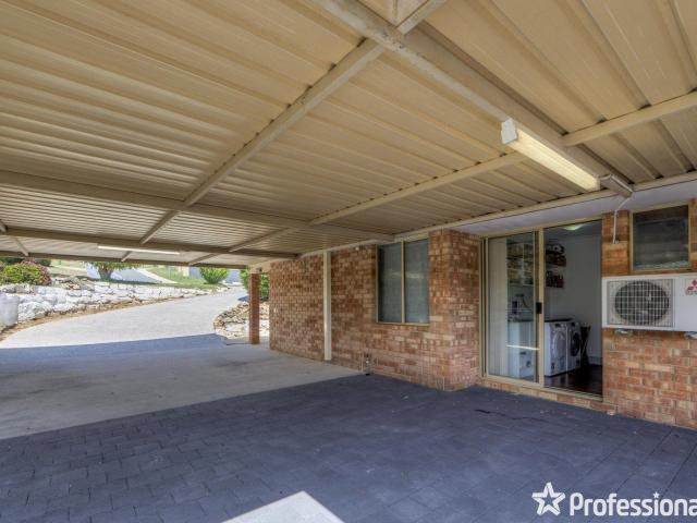 House for rent in Mount Richon, Western Australia