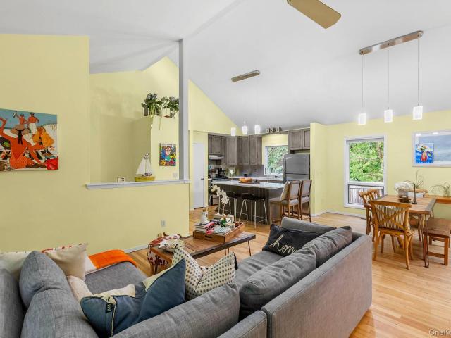 House for sale in Wainscott, New York