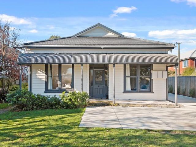 House for rent in Heathcote, Canterbury
