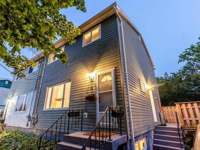 House for sale in Colby Village, Cole Harbour